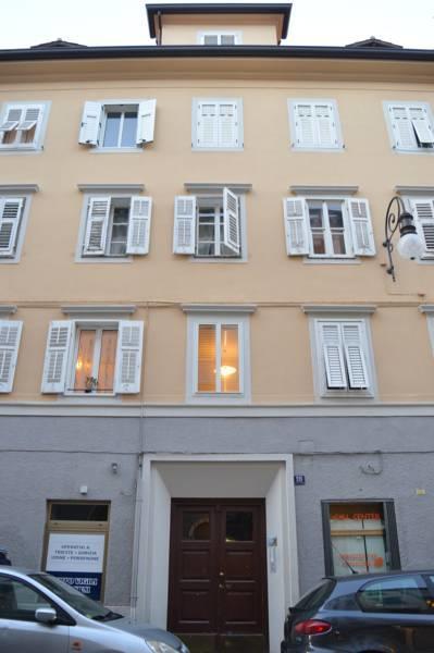 Casa Vacanze Rilke Trieste Exterior photo